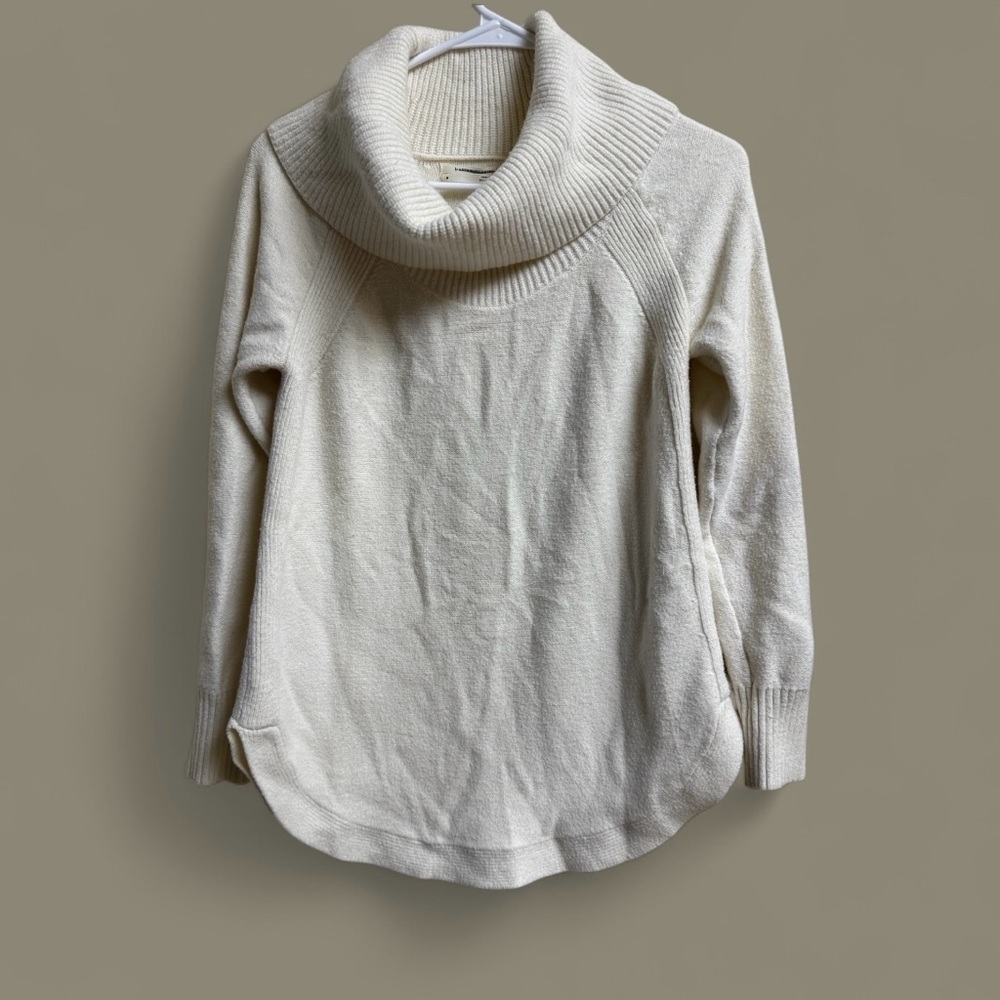 Anthropologie Cream Cowl Neck Sweater Women’s Medium Soft Knit Pullover